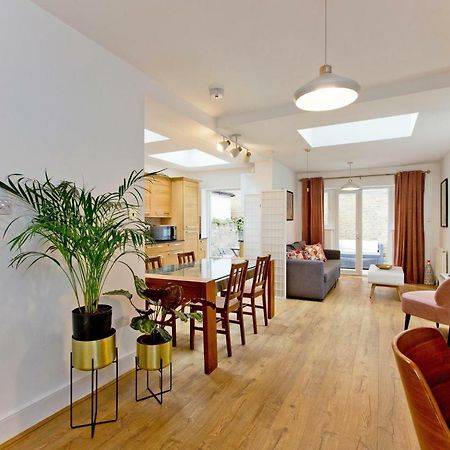 Апартаменты Highbury Fieldway Лондон Экстерьер фото
