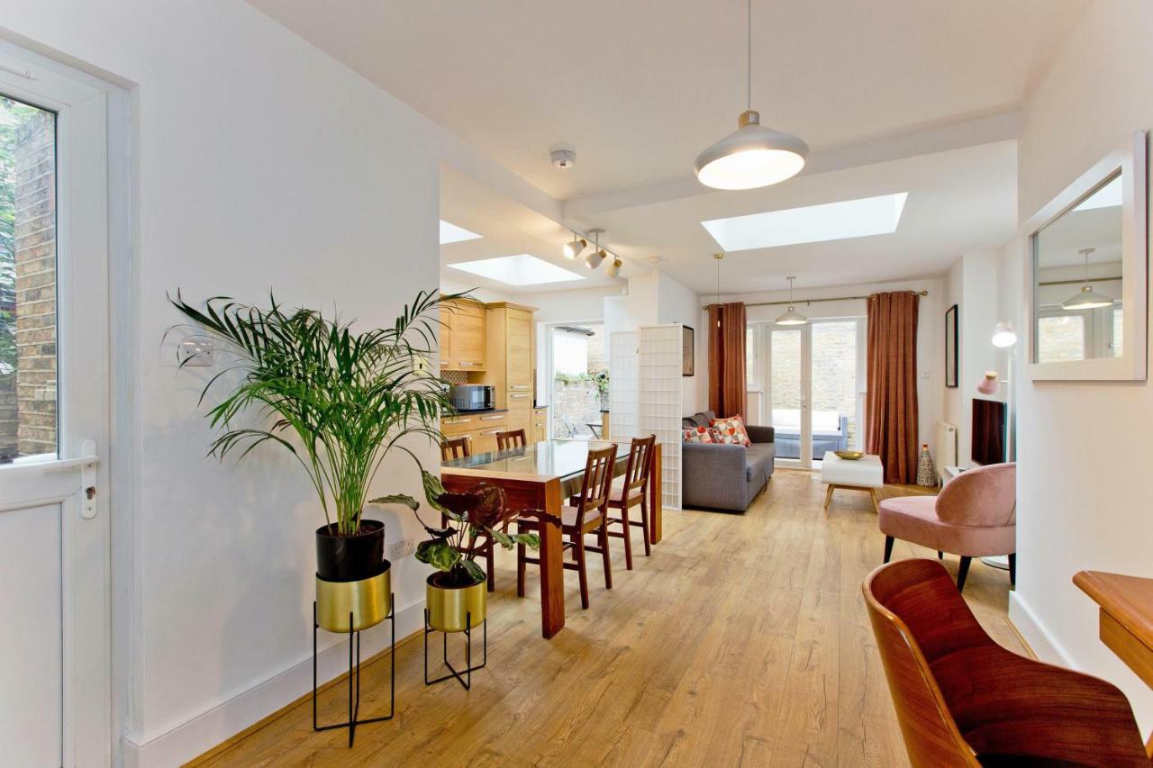 Апартаменты Highbury Fieldway Лондон Экстерьер фото