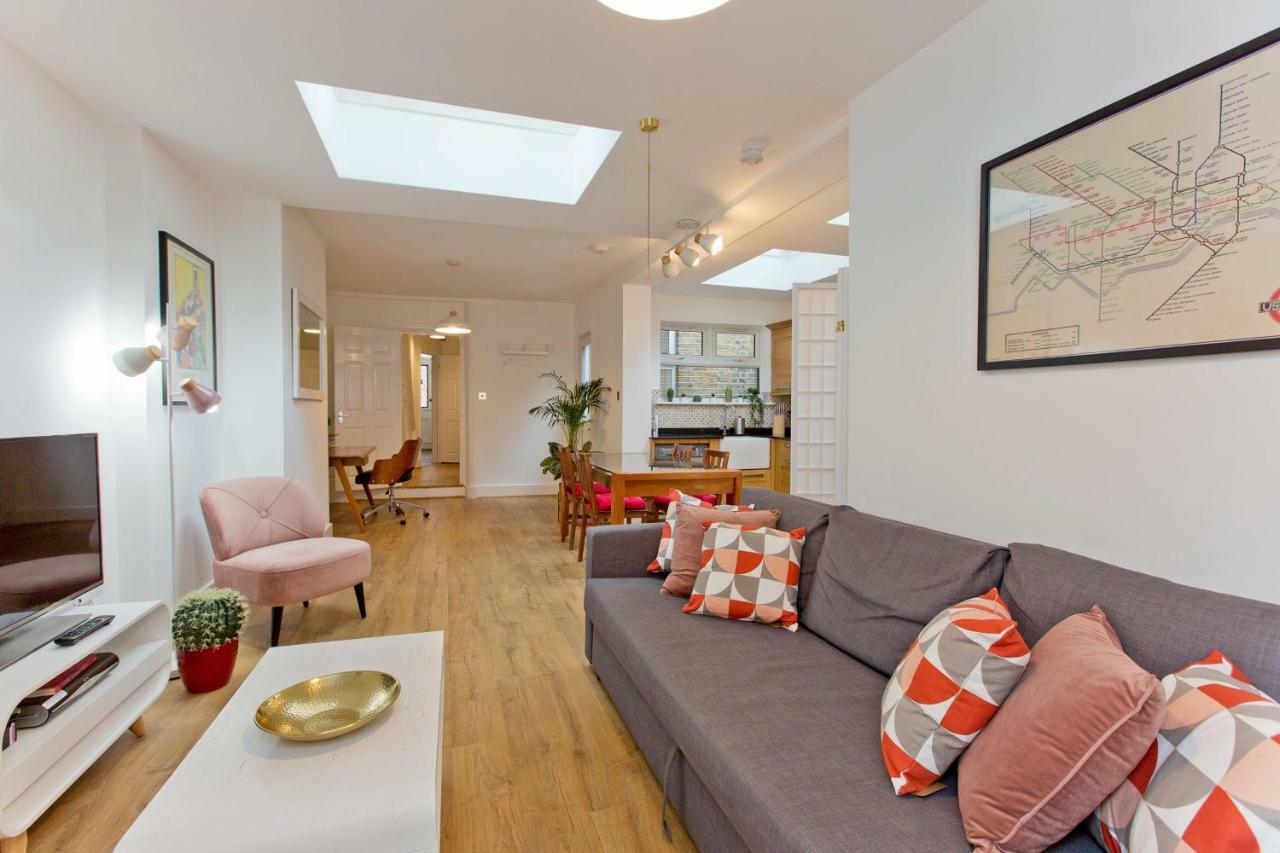 Апартаменты Highbury Fieldway Лондон Экстерьер фото