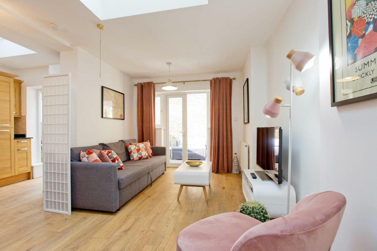 Апартаменты Highbury Fieldway Лондон Экстерьер фото